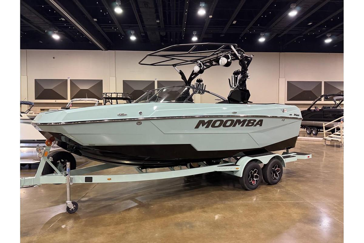 2025 Moomba Max
