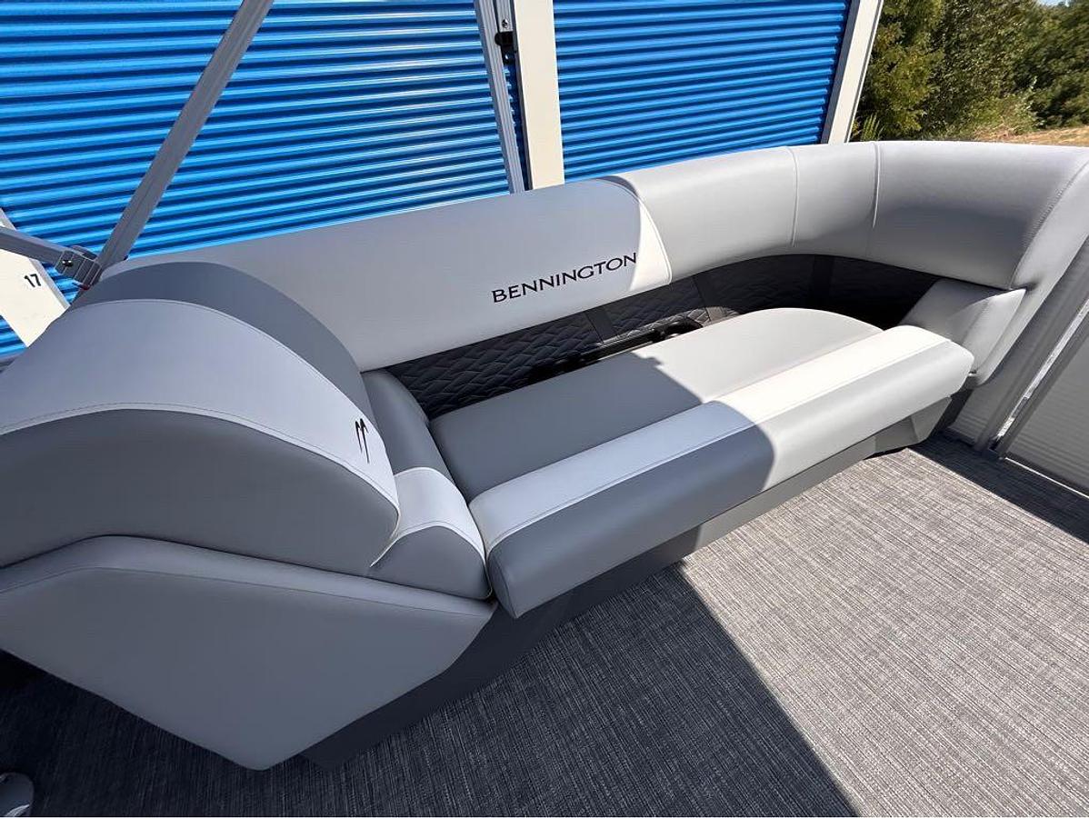 2025 Bennington 22 SSR-SPS