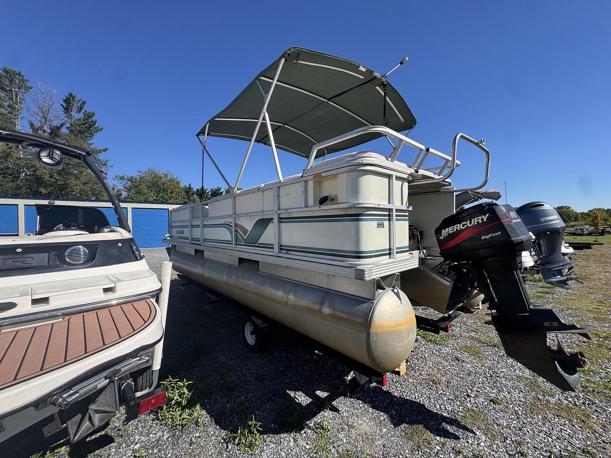 Used 2000 Crest Crest II DL