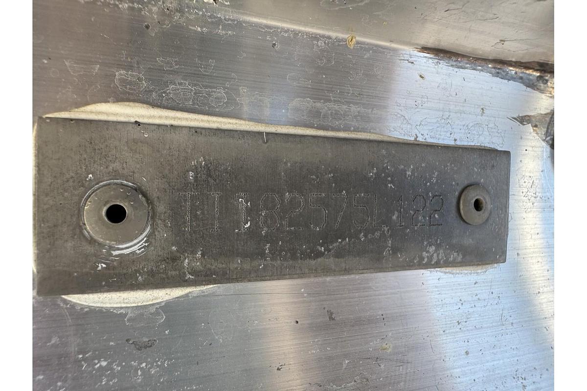 Used 2022 Manitou 23 Aurora LE RF VP II