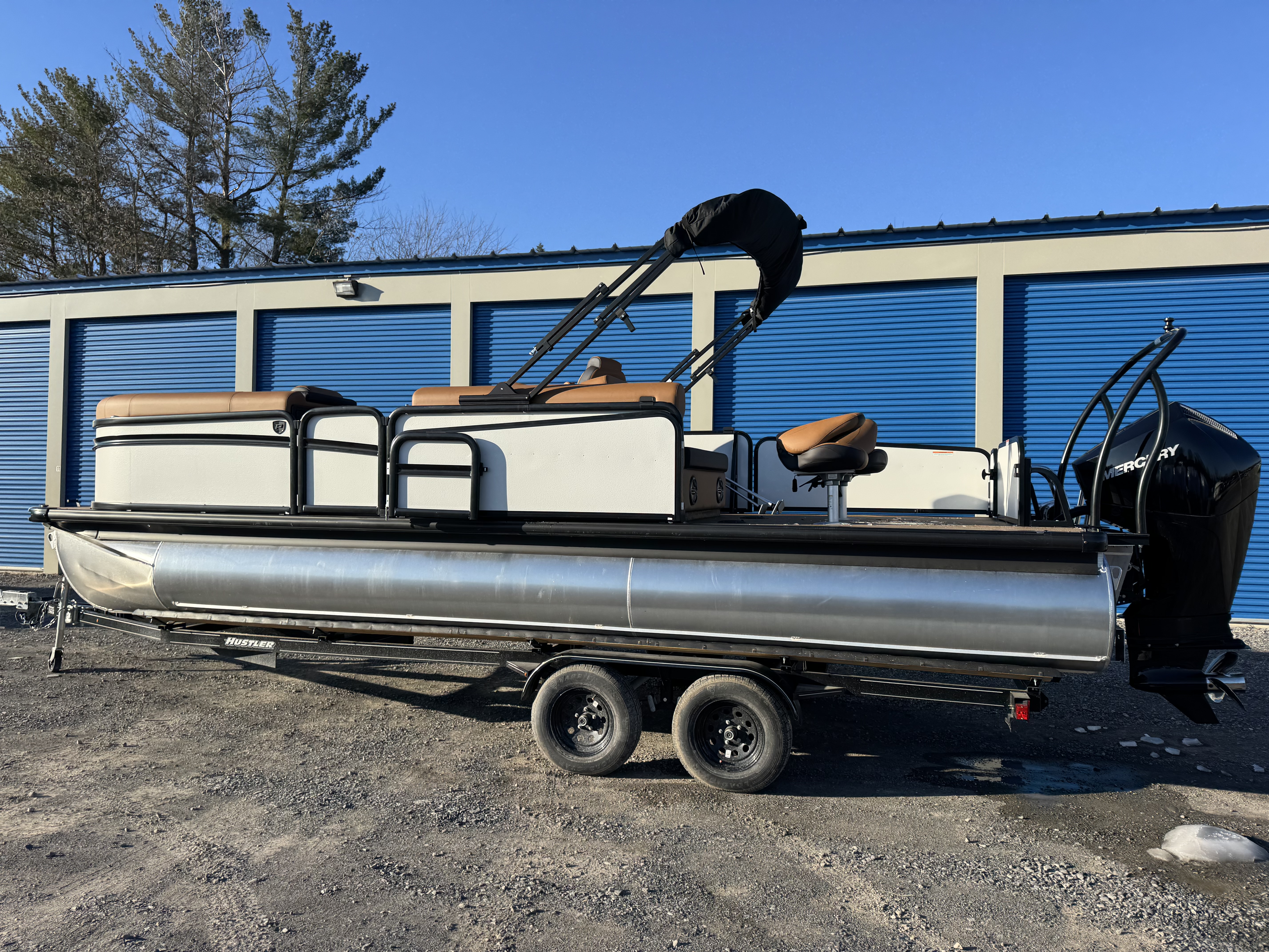 2026 Premier 230 SunSation RS (Rear Social)