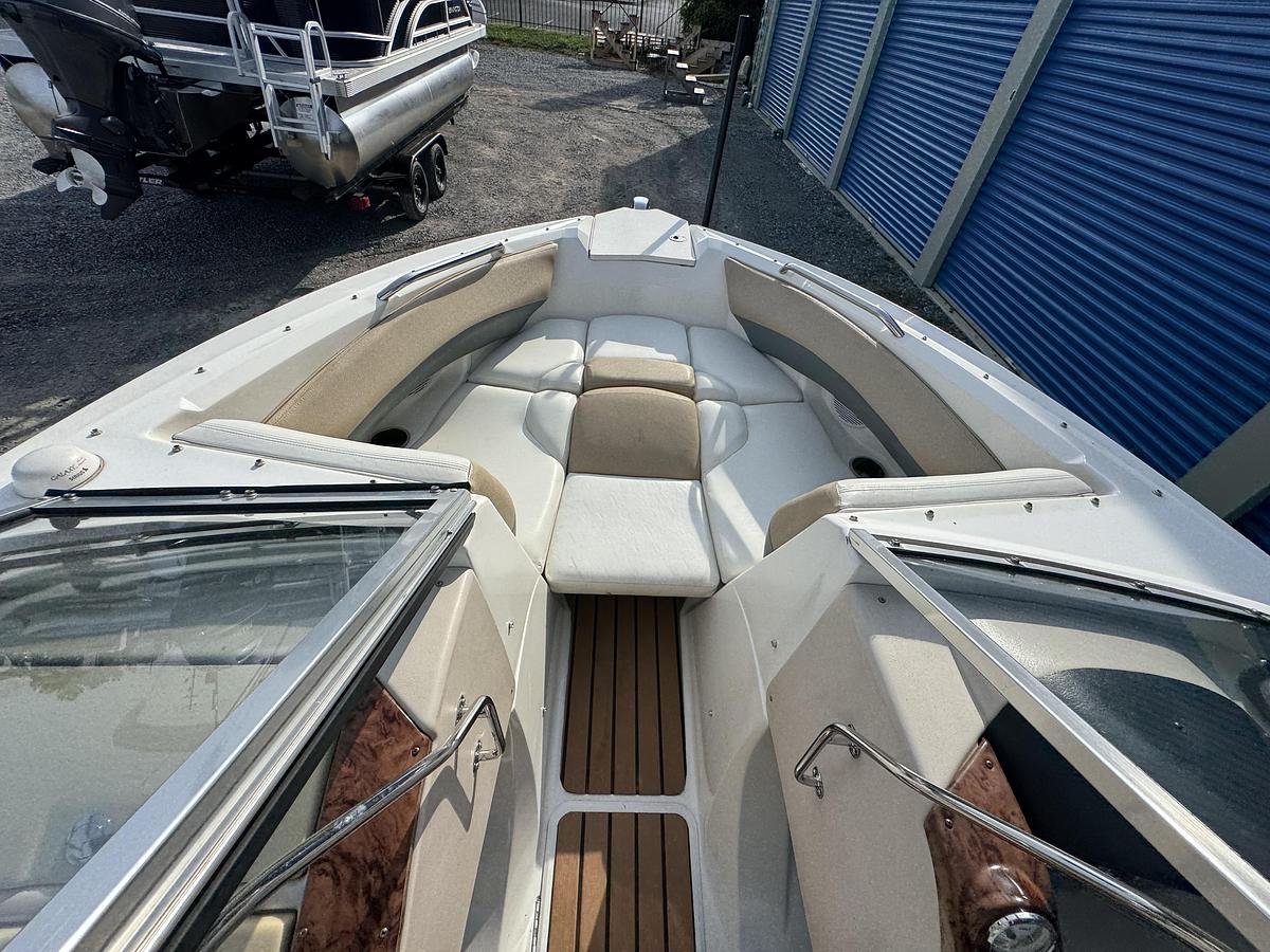 Used 2005 Larson LXI 208