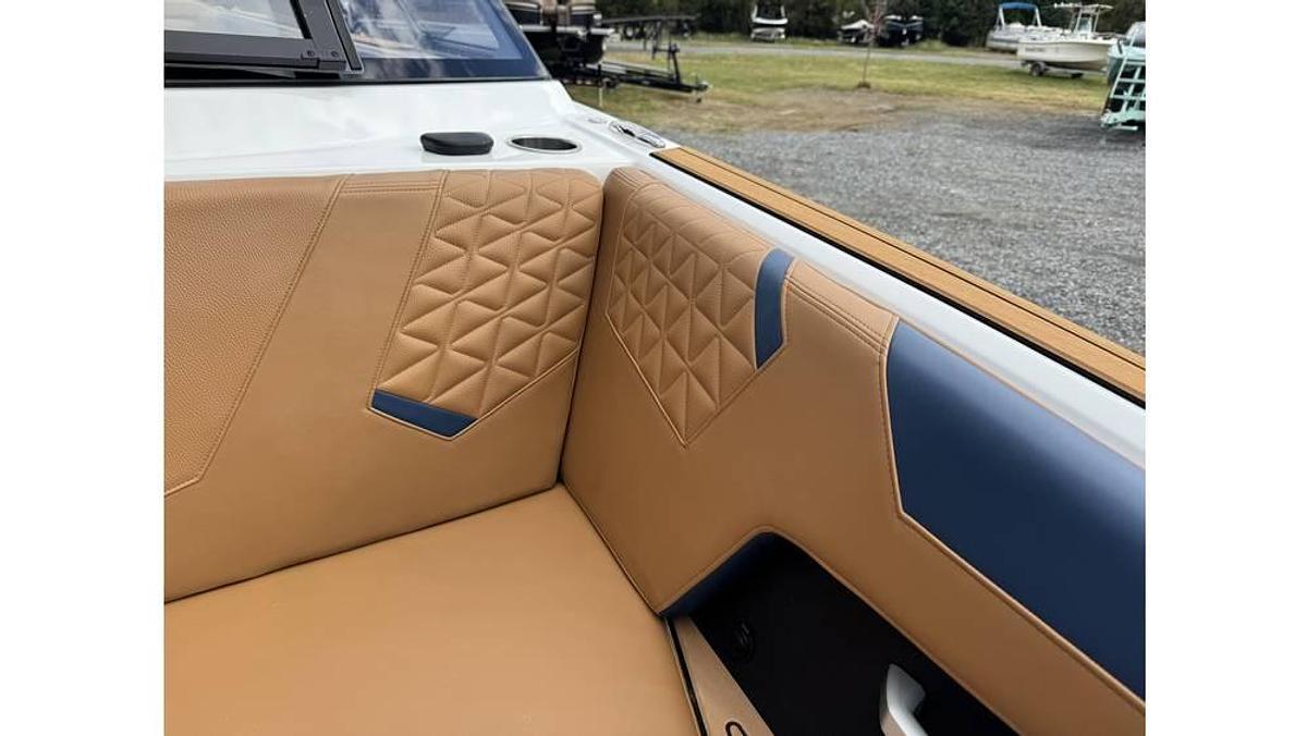 Used 2023 Nautique GS22