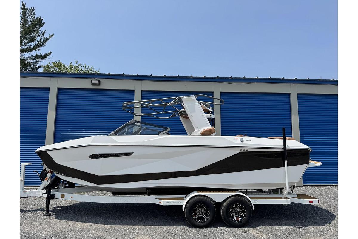 Used 2025 Nautique Super Air G G23
