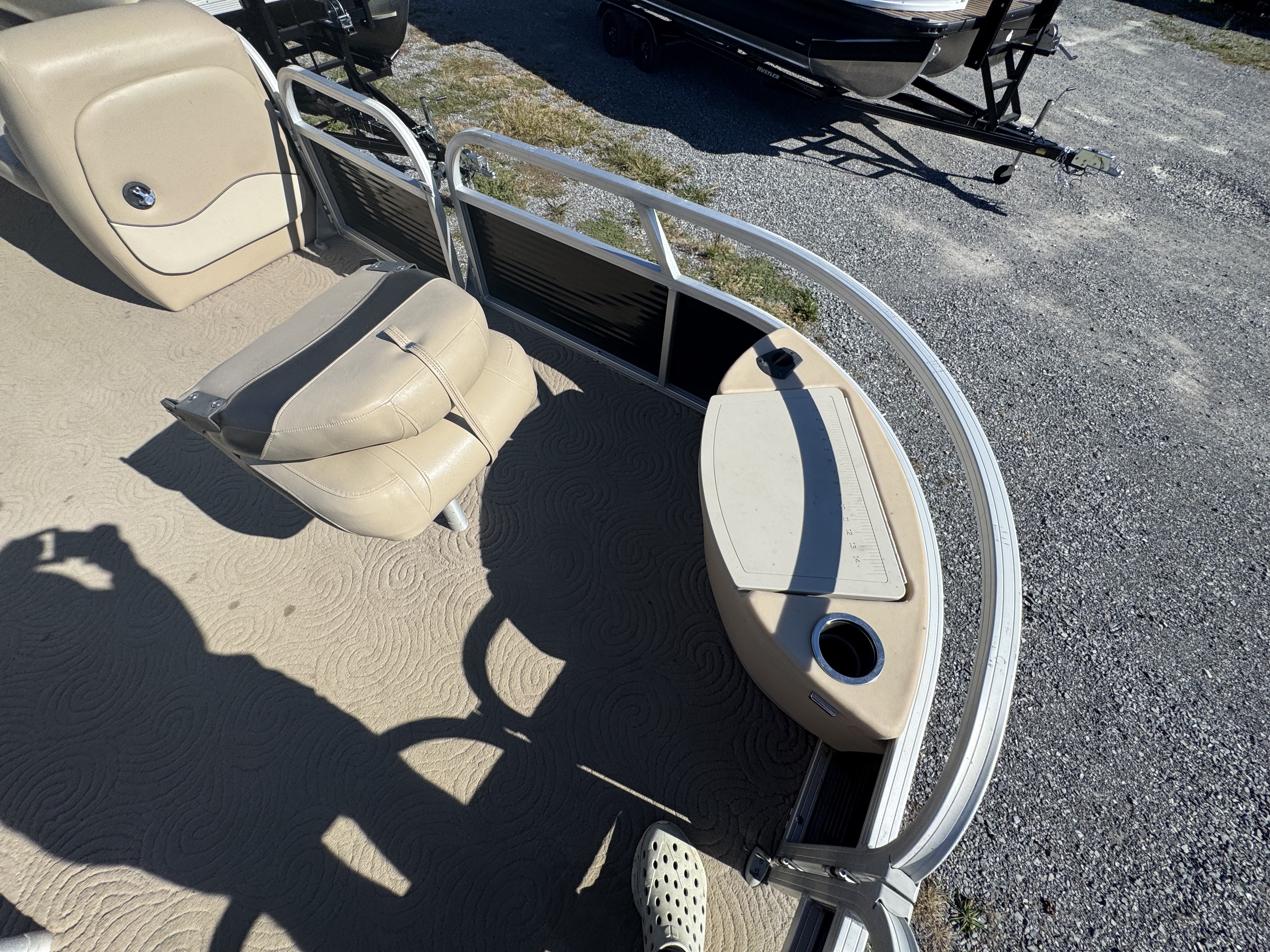 Used 2013 Sun Tracker Fishing Barge 24 DLX