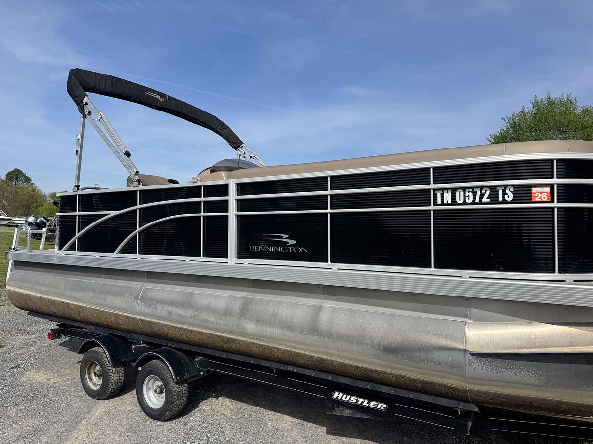 2019 Bennington 22 SL