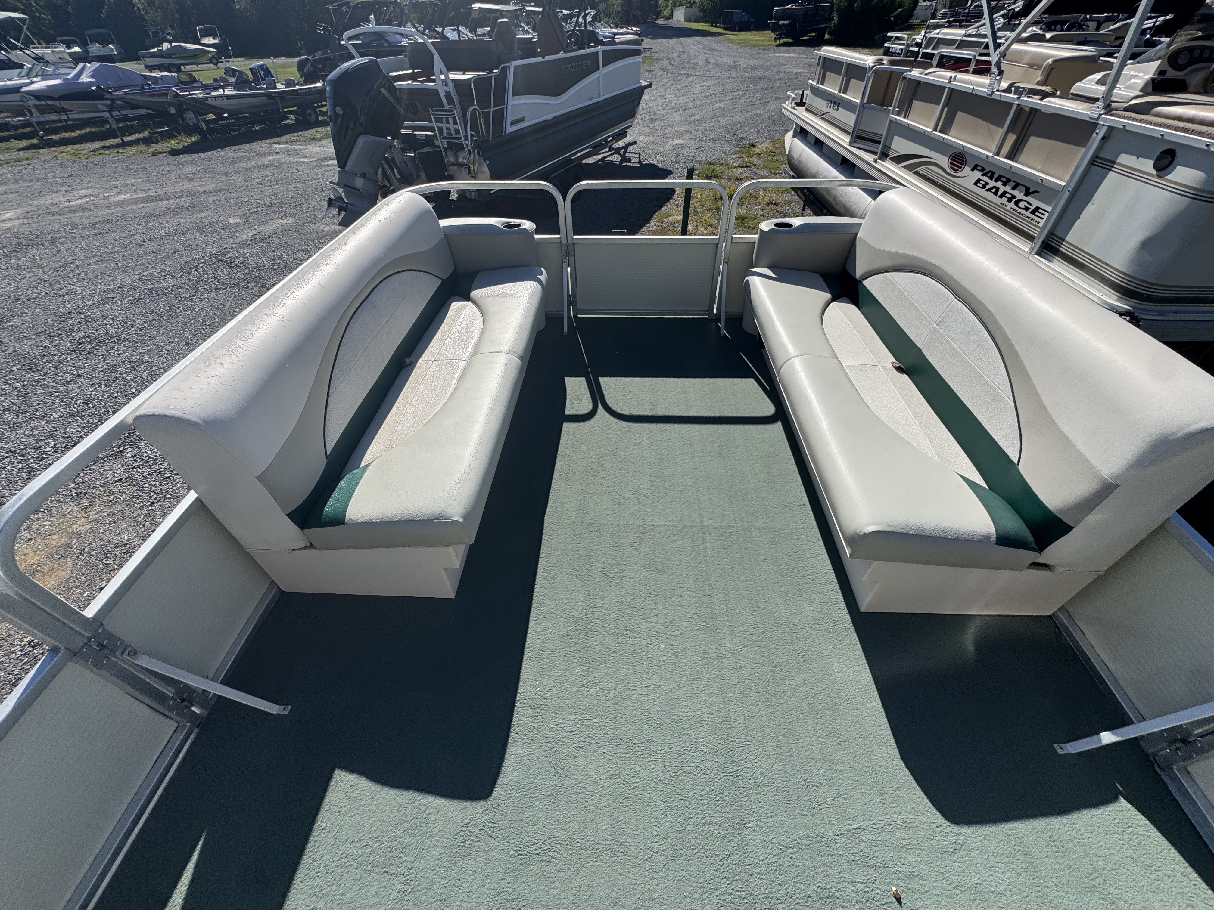 Used 1998 Grumman (Lowe) Fun Ship