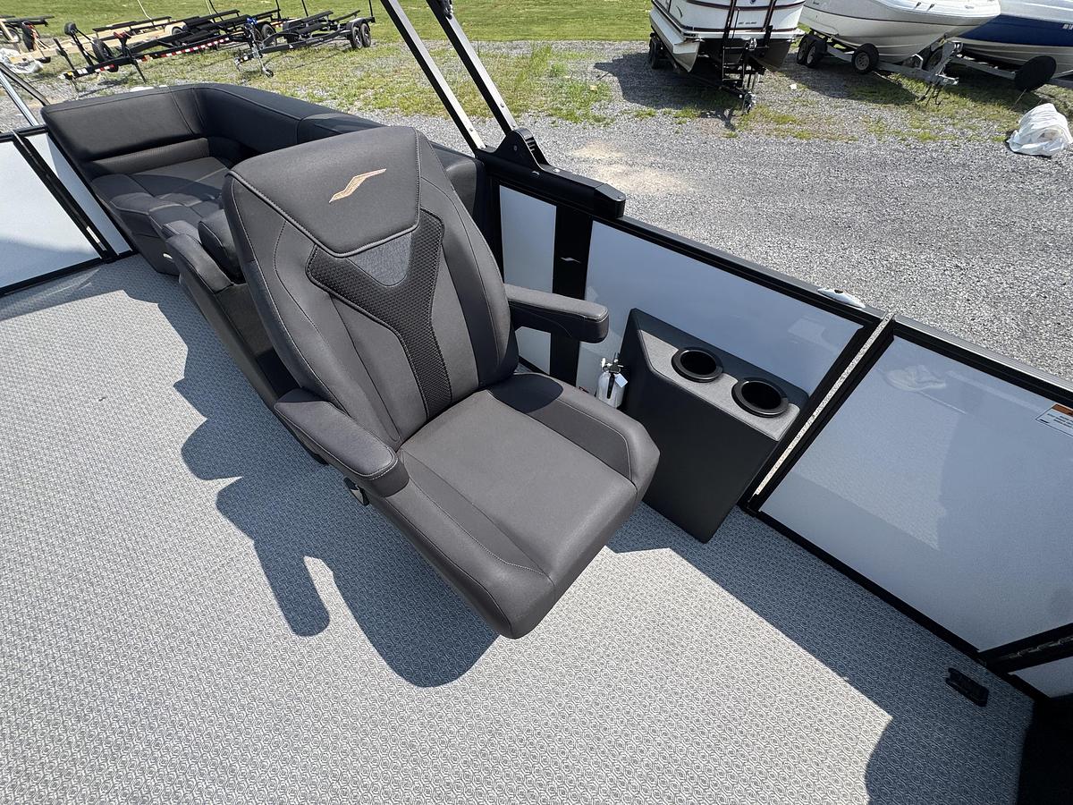 2027 Evotti 523QL 25.5 ft.