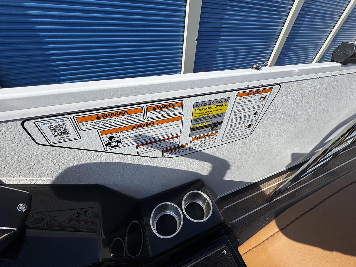 2026 Premier 230 Solaris RL