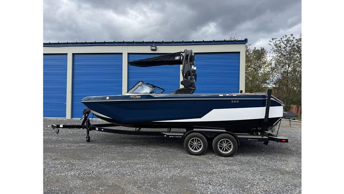 Used 2023 Nautique GS22