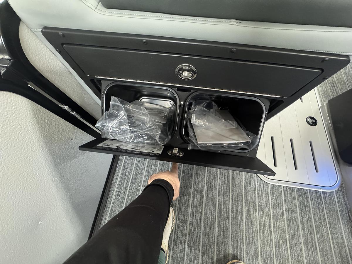 2026 Premier 250 Solaris RL