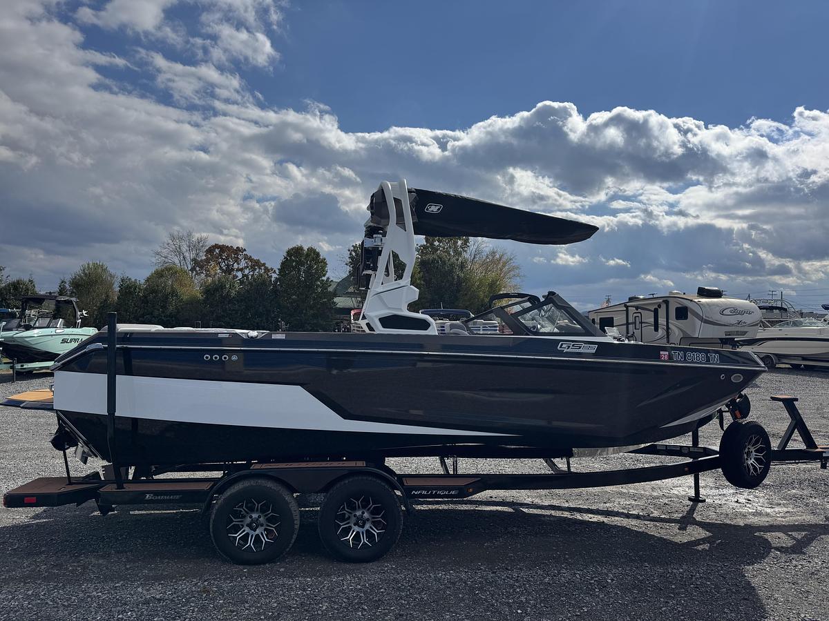 Used 2025 Nautique Super Air GS22