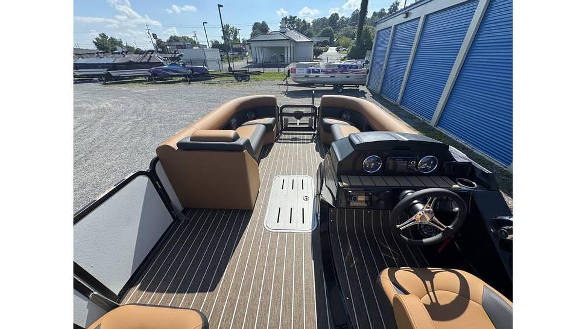 Used 2026 Premier 250 SunSation RF