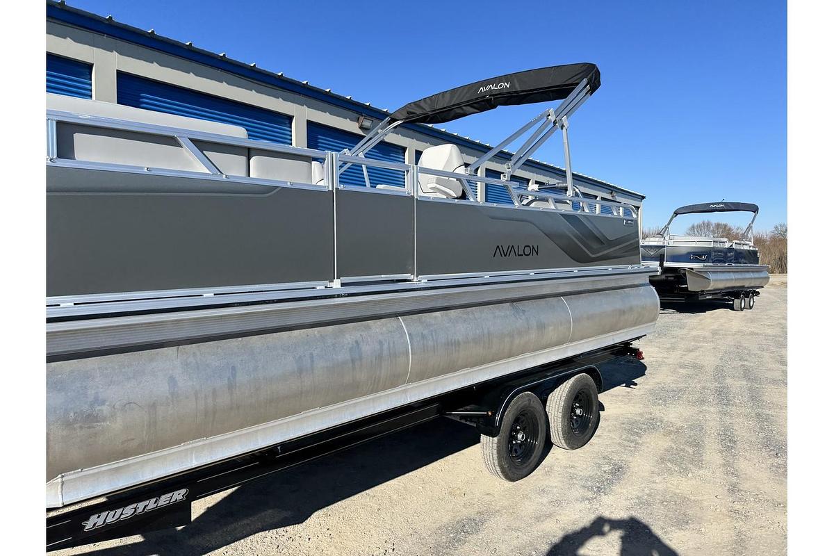 2025 Avalon Venter 85 Versatile Rear Bench