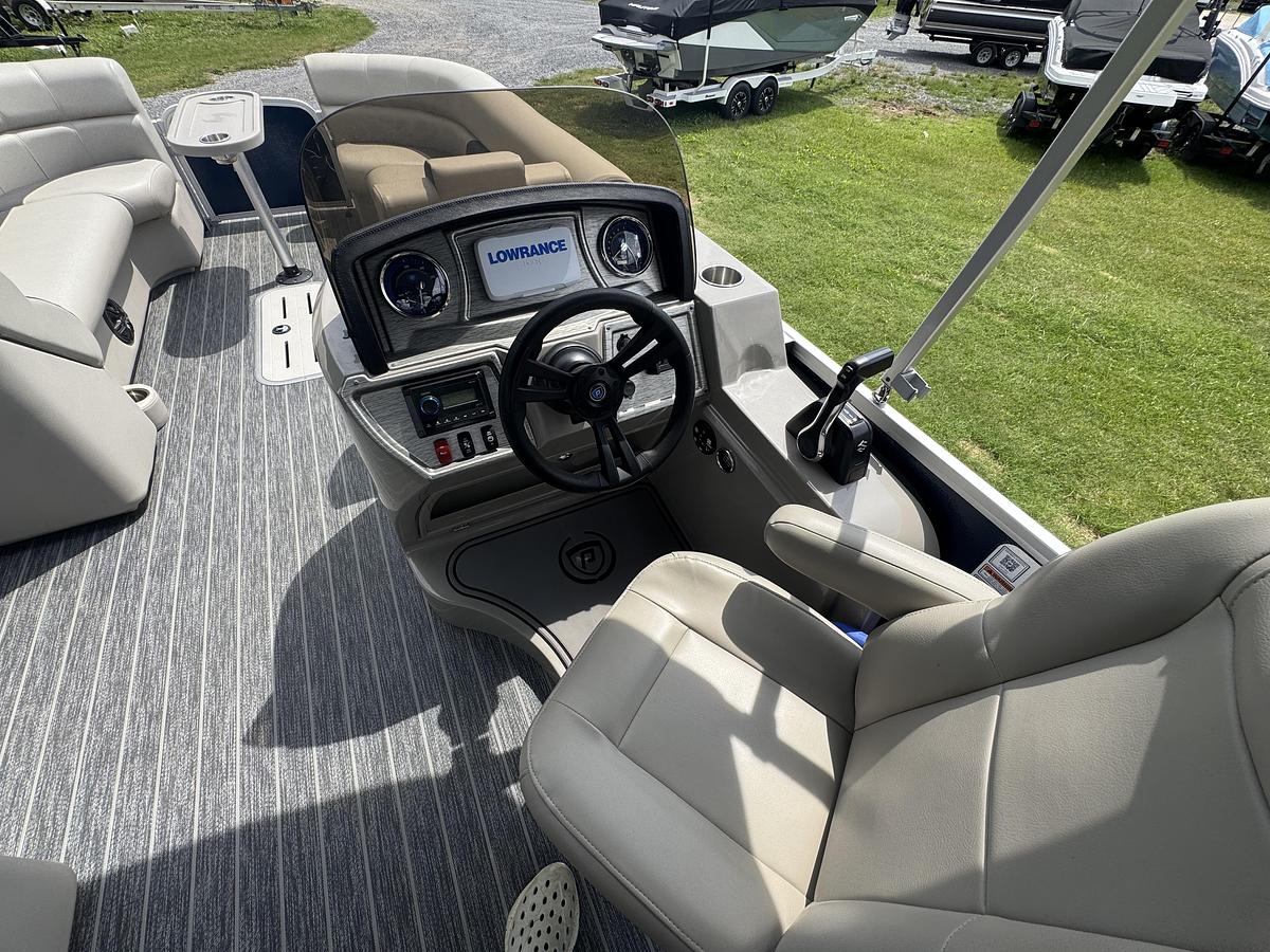 Used 2022 Premier Sunspree RE 230 CL