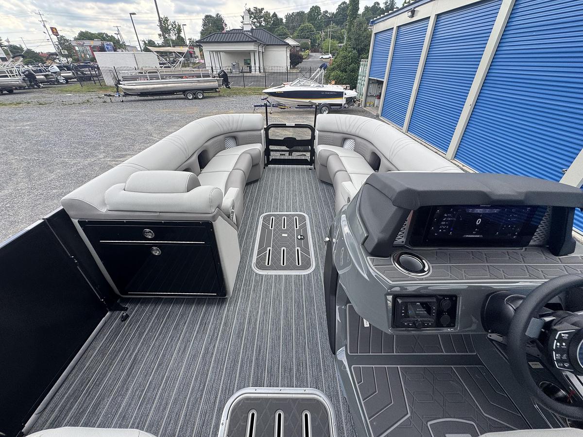 2026 Premier 250 Intrigue RLO