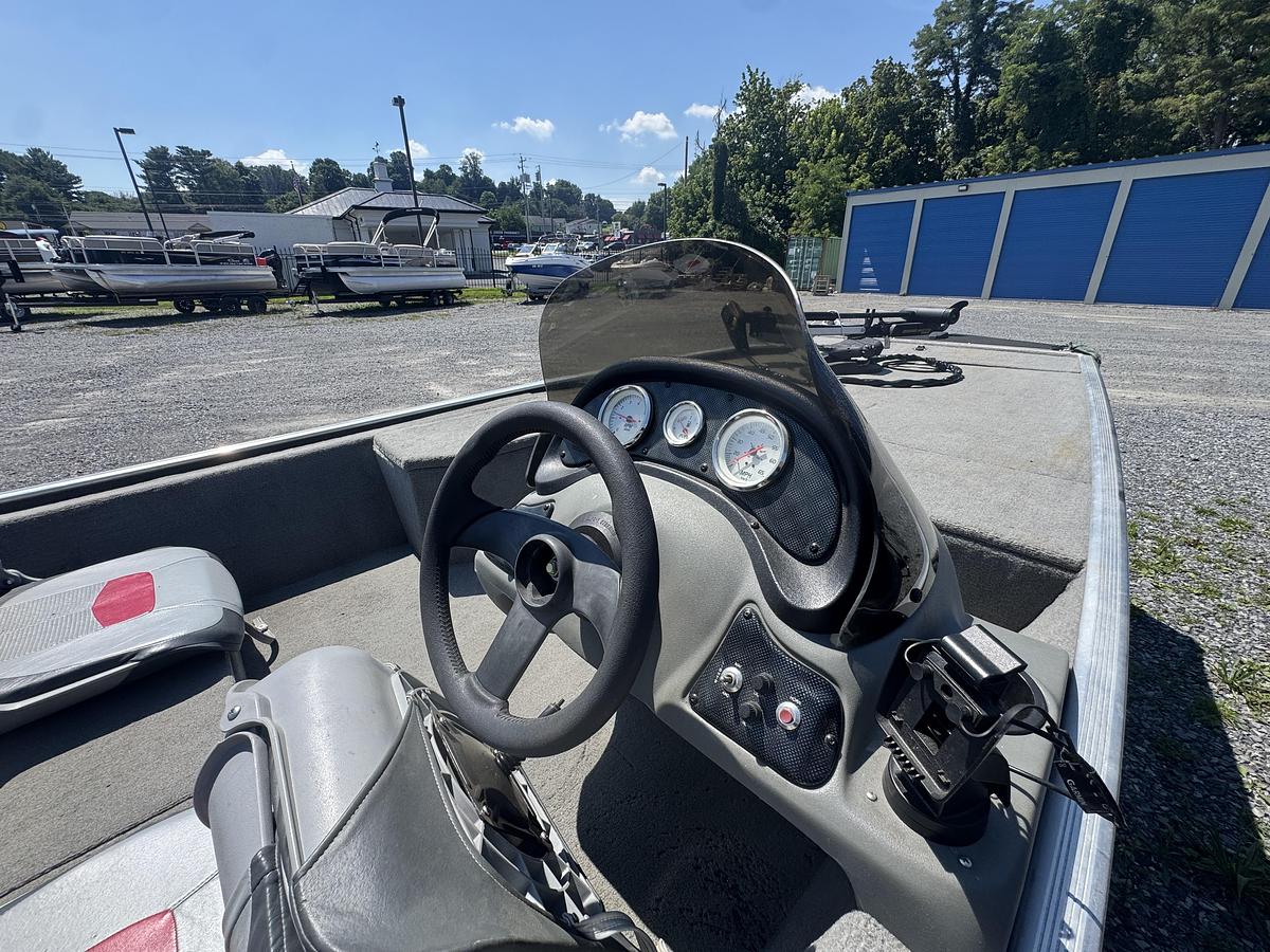 Used 2013 Bass Tracker Pro 165