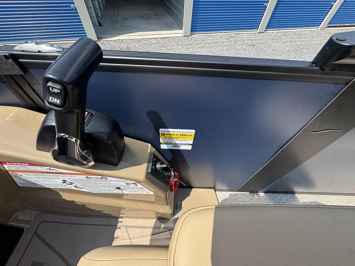 2027 Evotti 523CS 25.5 ft.