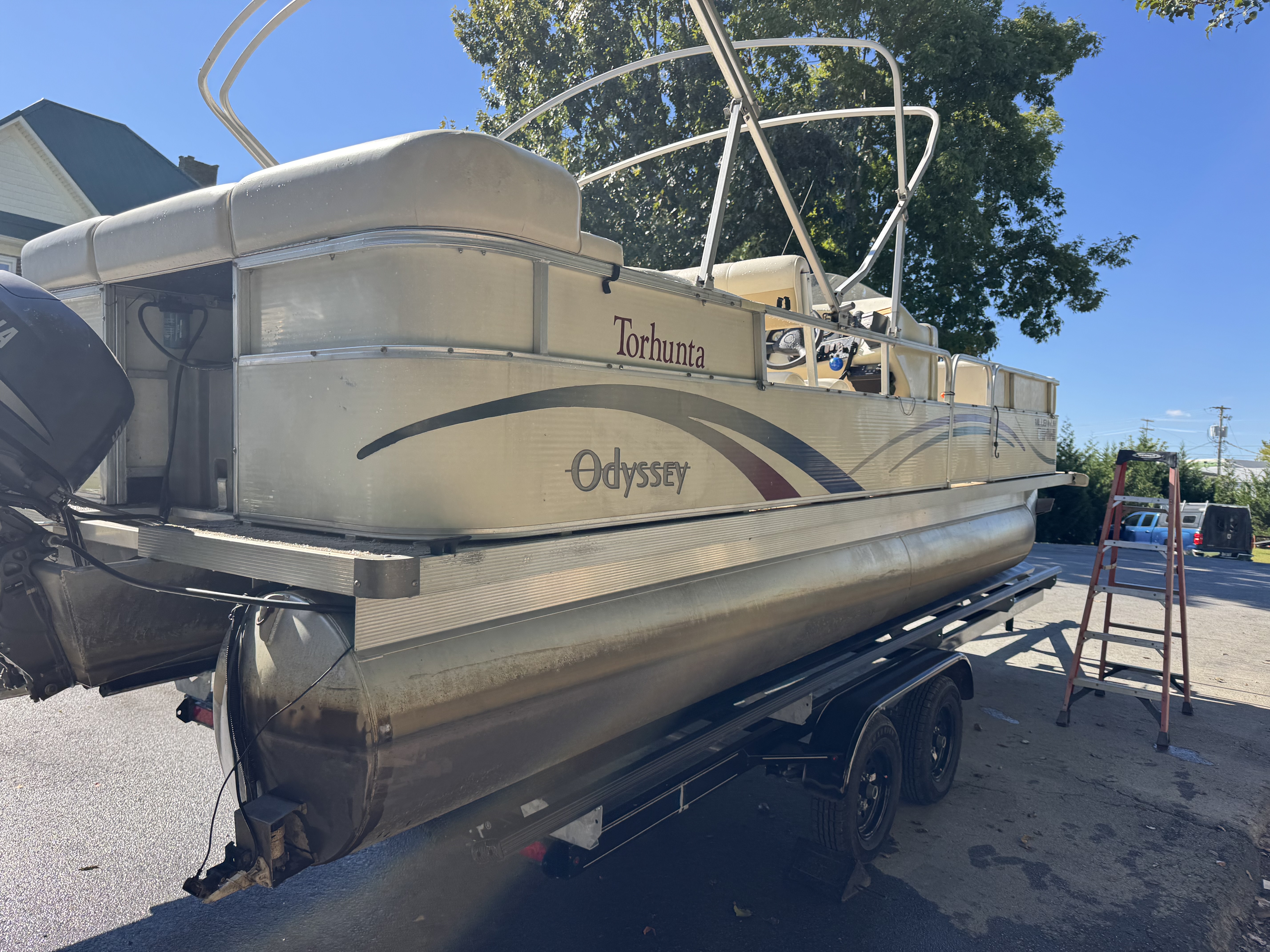Used 2004 Odyssey 2305 MILLENNIUM