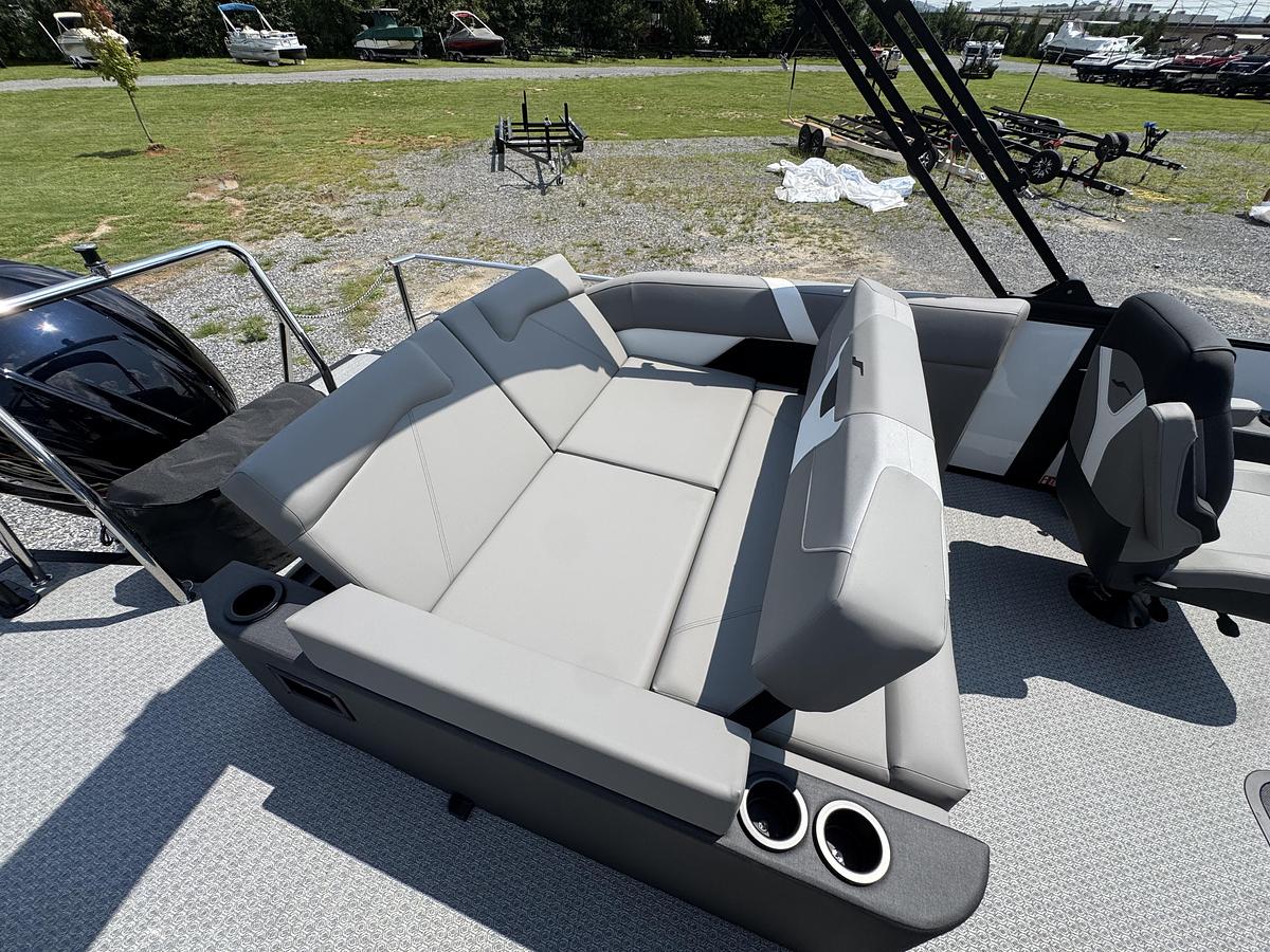 2027 Evotti 521CS 23.5 ft.