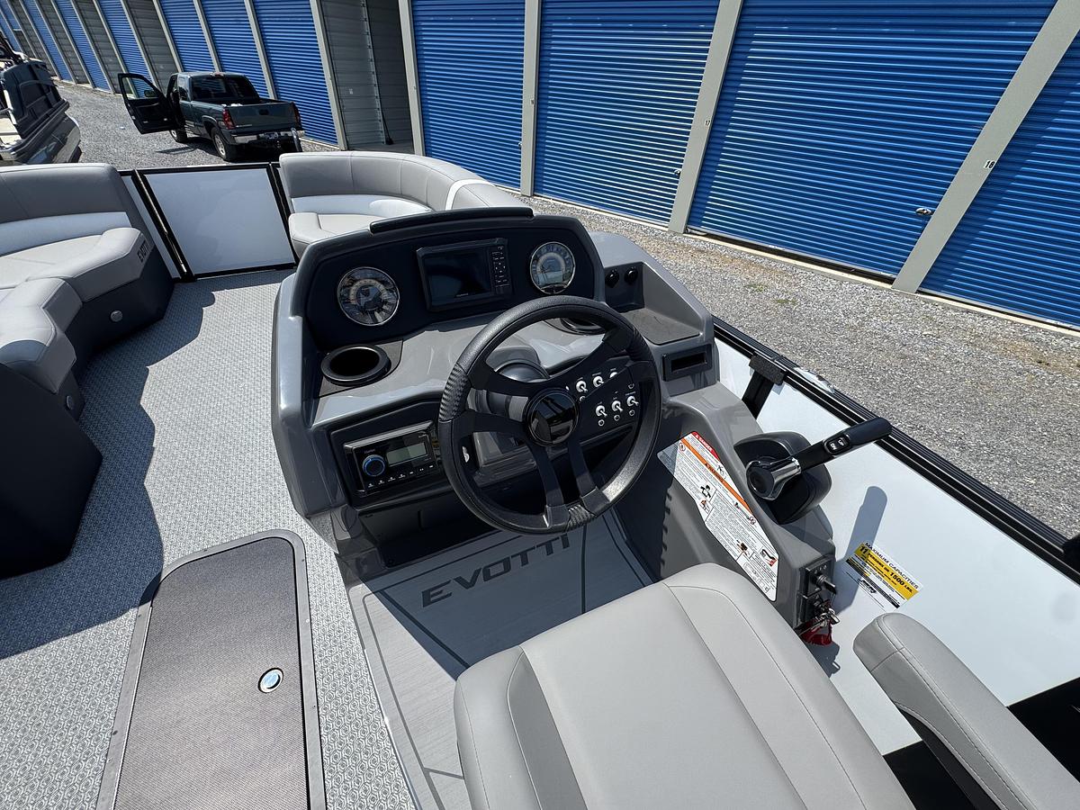 2027 Evotti 521CS 23.5 ft.