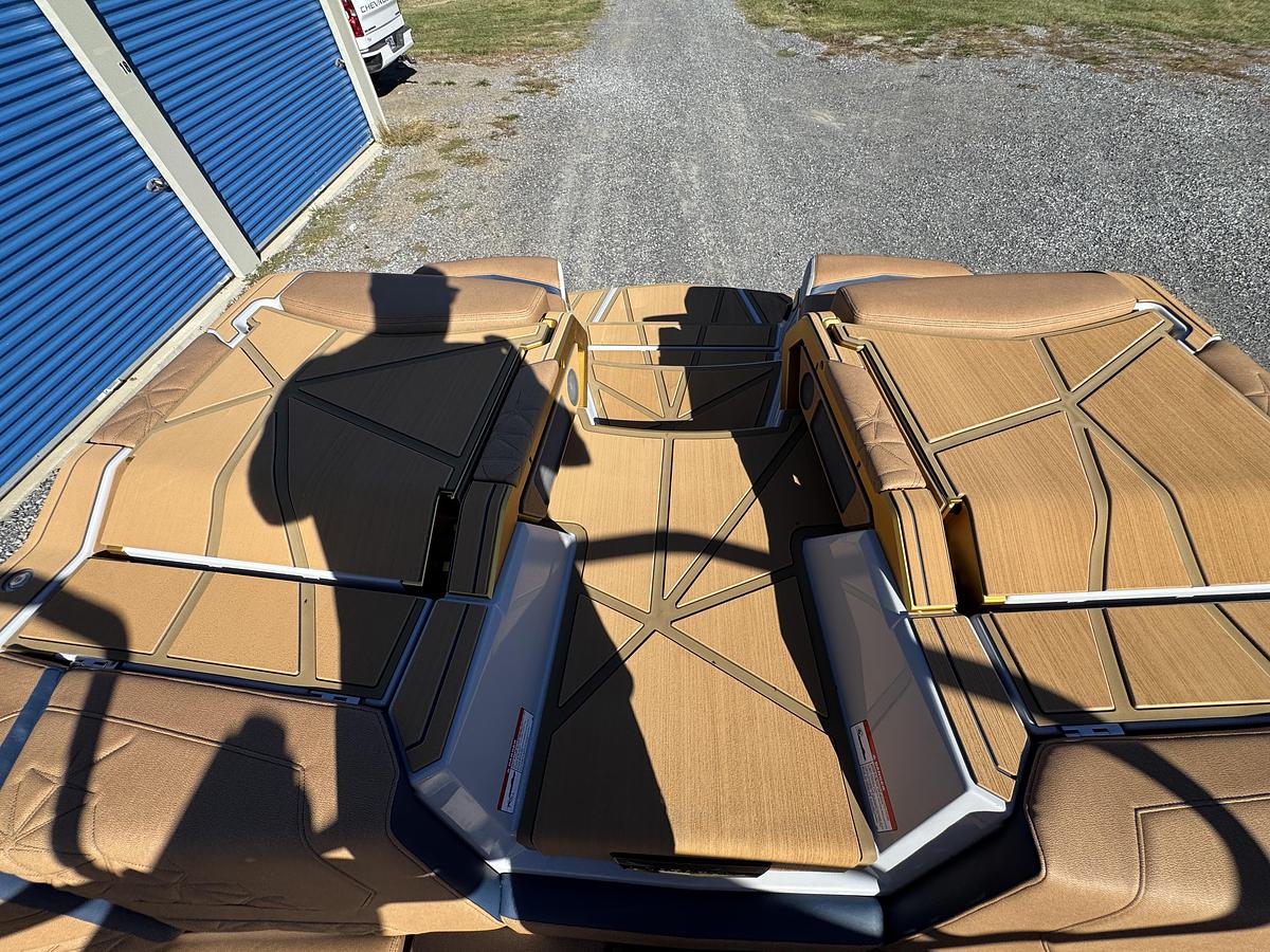 2027 Nautique Super Air Nautique G25 Paragon