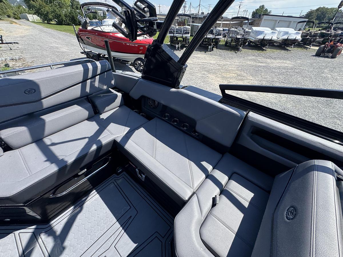 2026 Cobalt R4 Surf