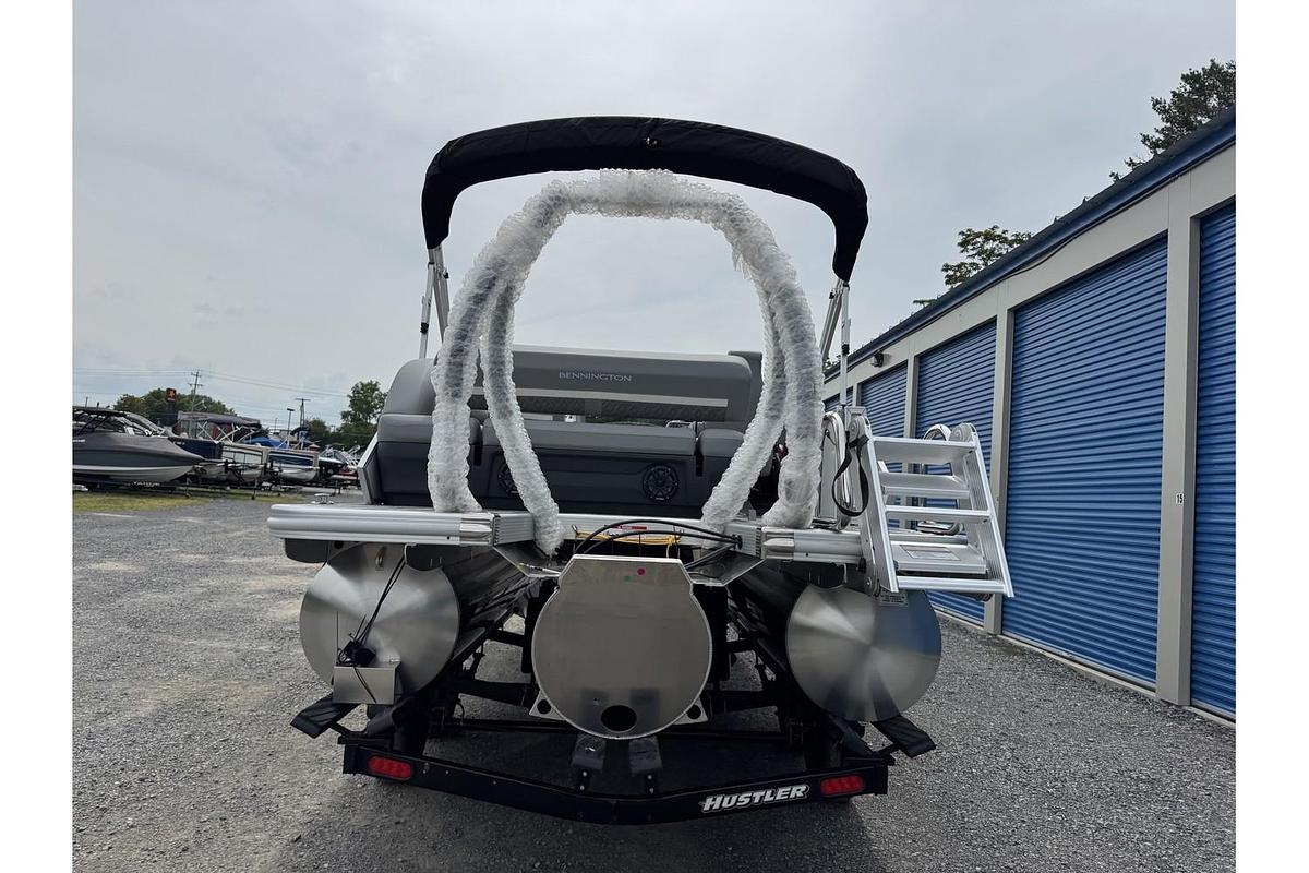 2025 Bennington M Series 22 ML