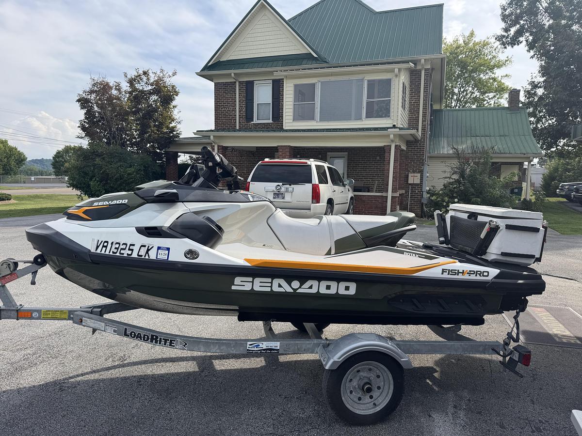 Used 2019 Sea-Doo Fish Pro
