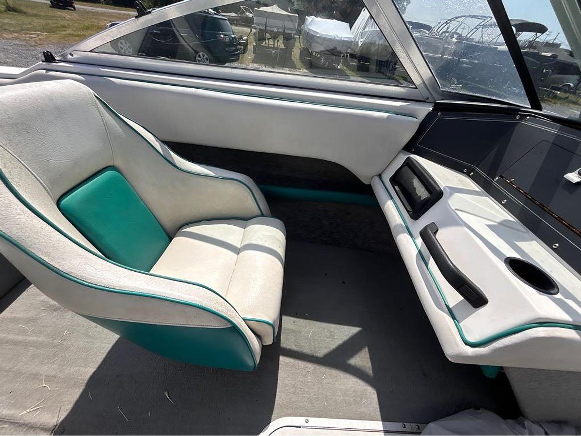 Used 1993 Seaswirl 190 SC