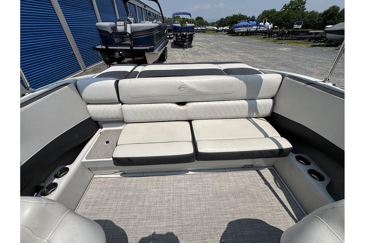 Used 2020 Crownline 225 SS