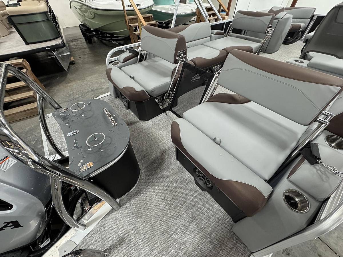 2026 Avalon 23 LSZ QLS