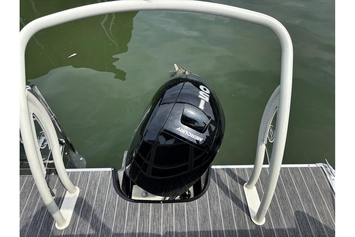 Used 2022 Premier Sunsation RF 230 CL