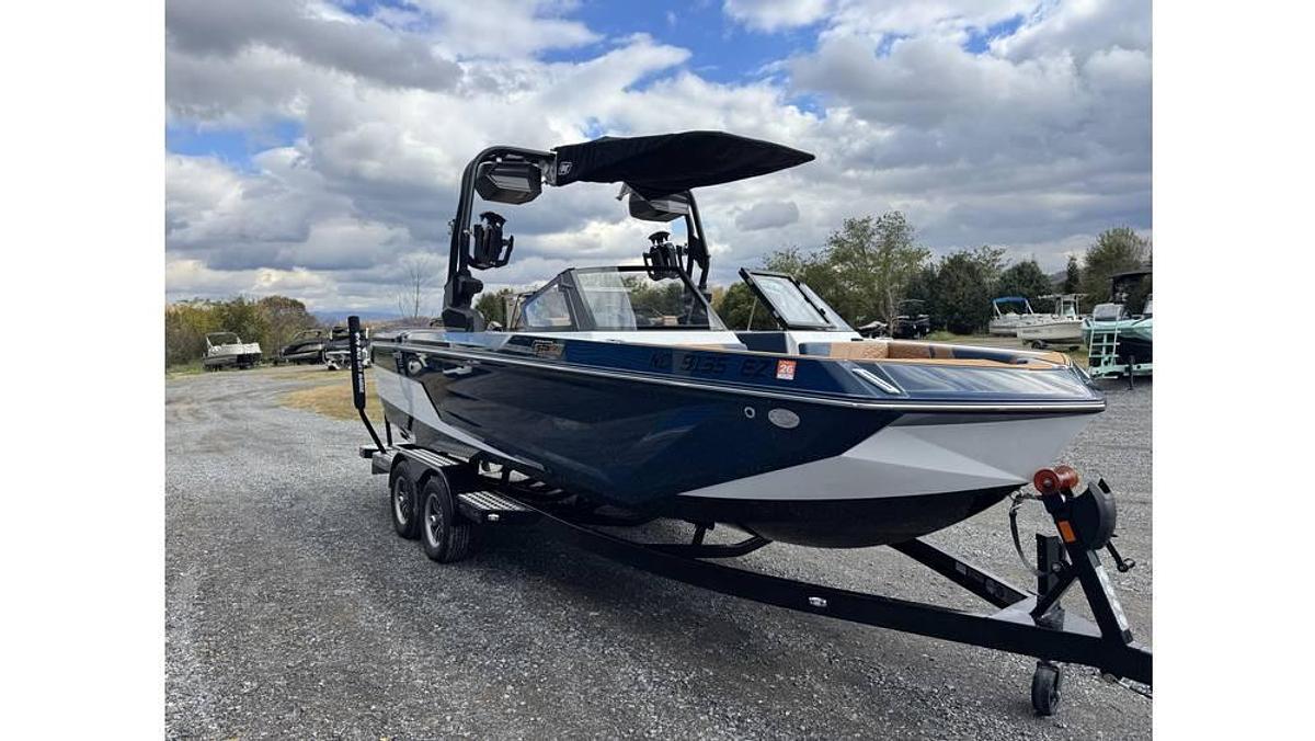 Used 2023 Nautique GS22