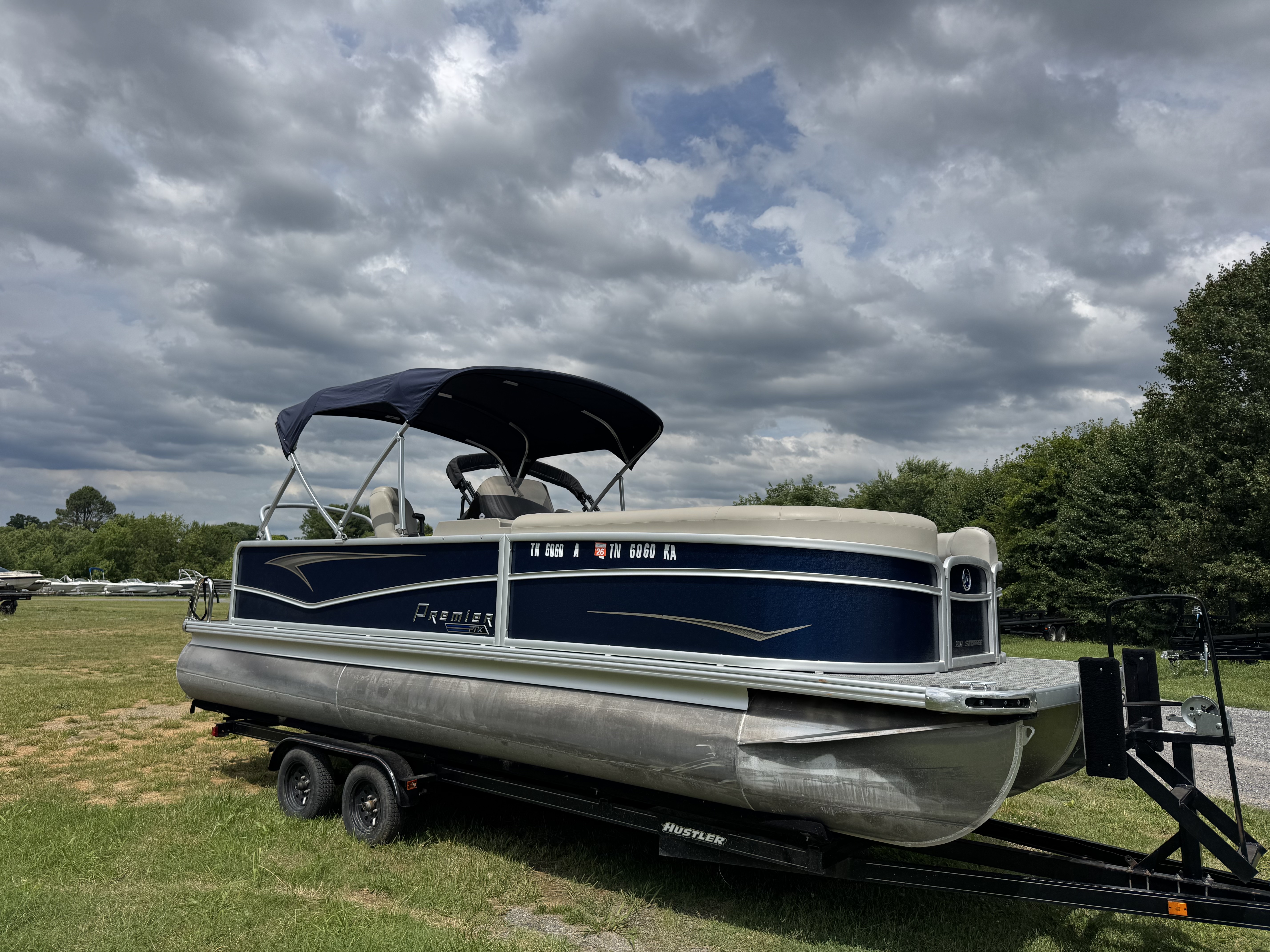 Used 2022 Premier Sunspree RE 230 CL