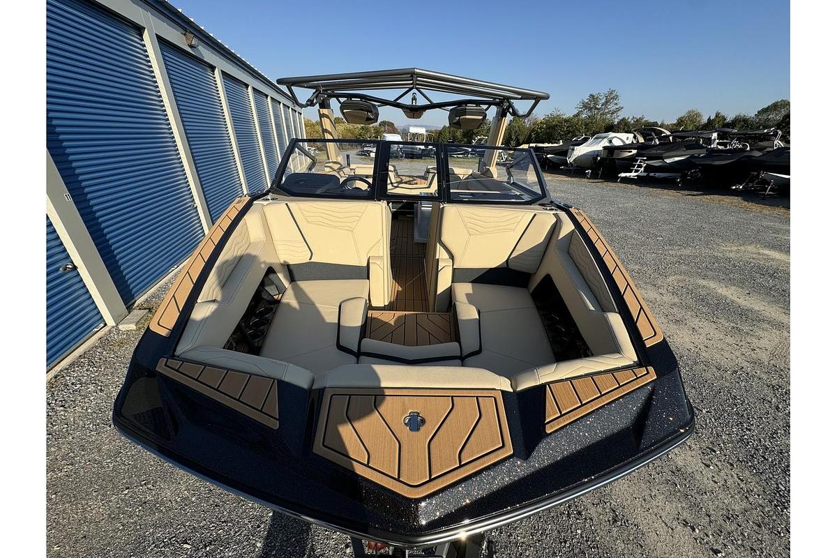 Used 2025 Nautique Super Air G G23