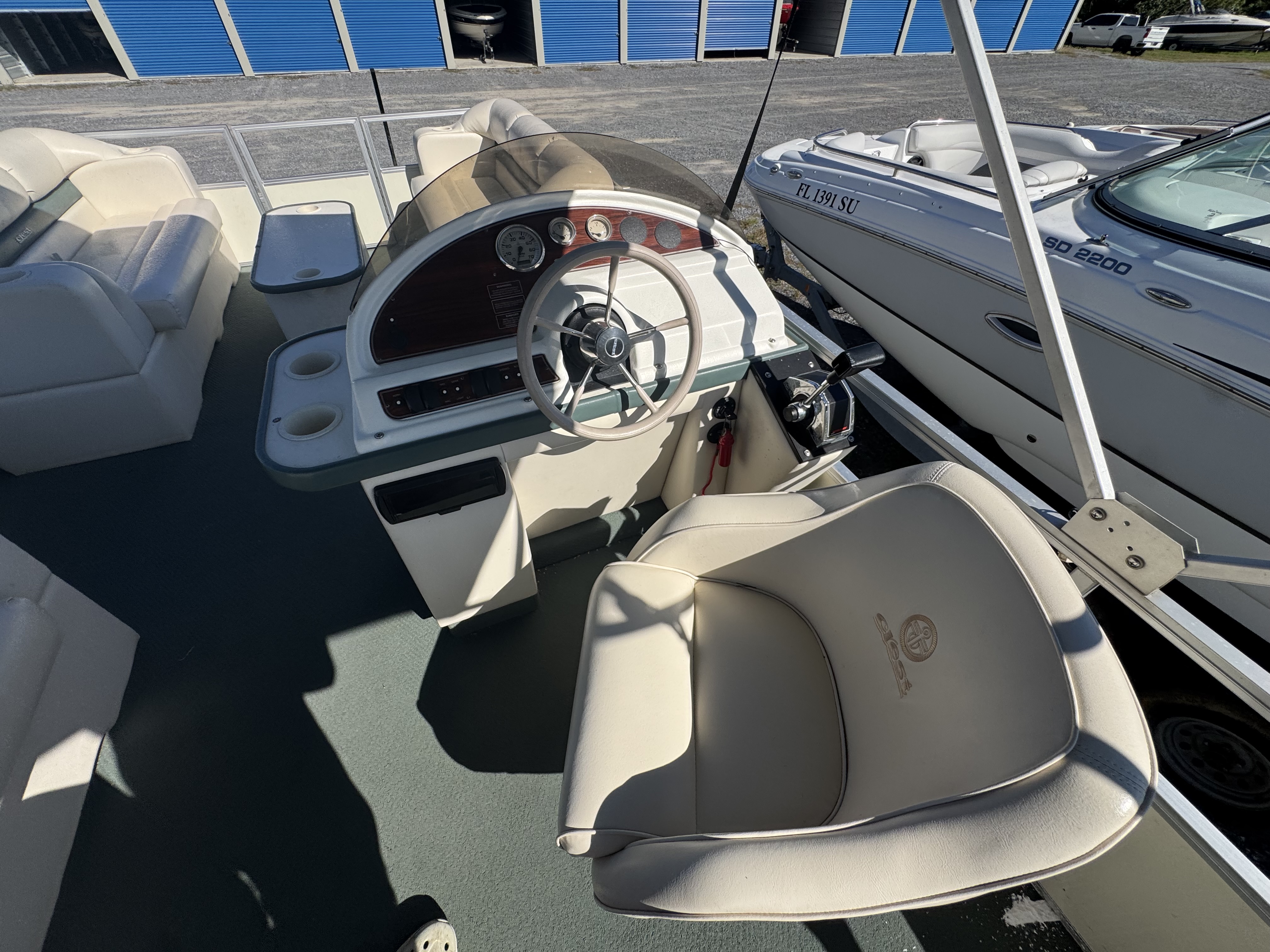 Used 2000 Crest Crest II DL