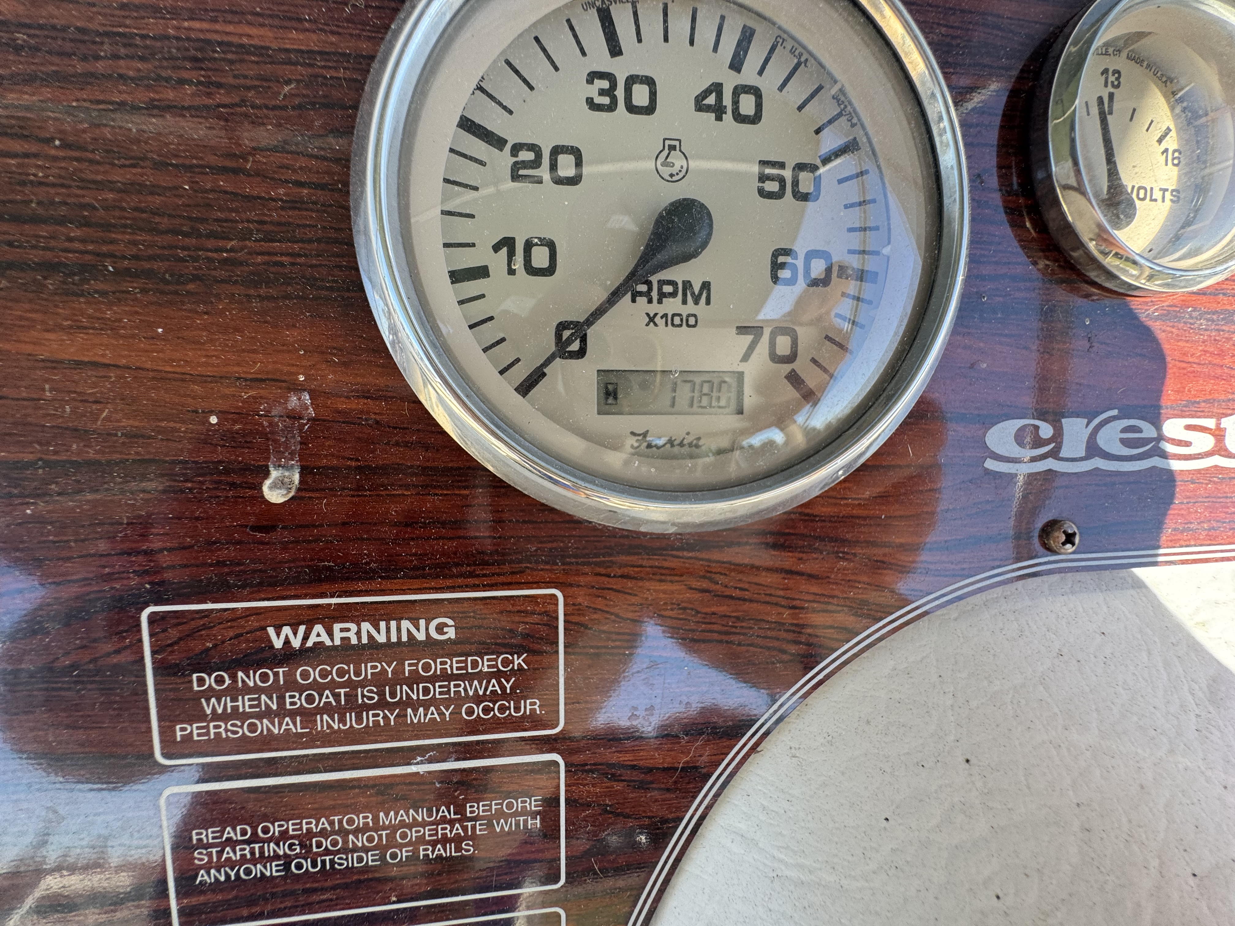 Used 2000 Crest Crest II DL