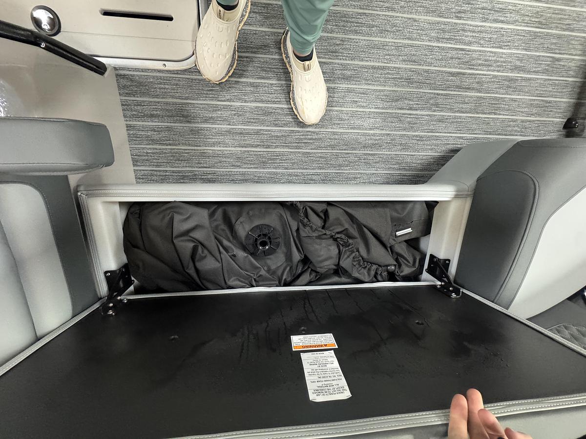 2026 Premier 250 Solaris RL