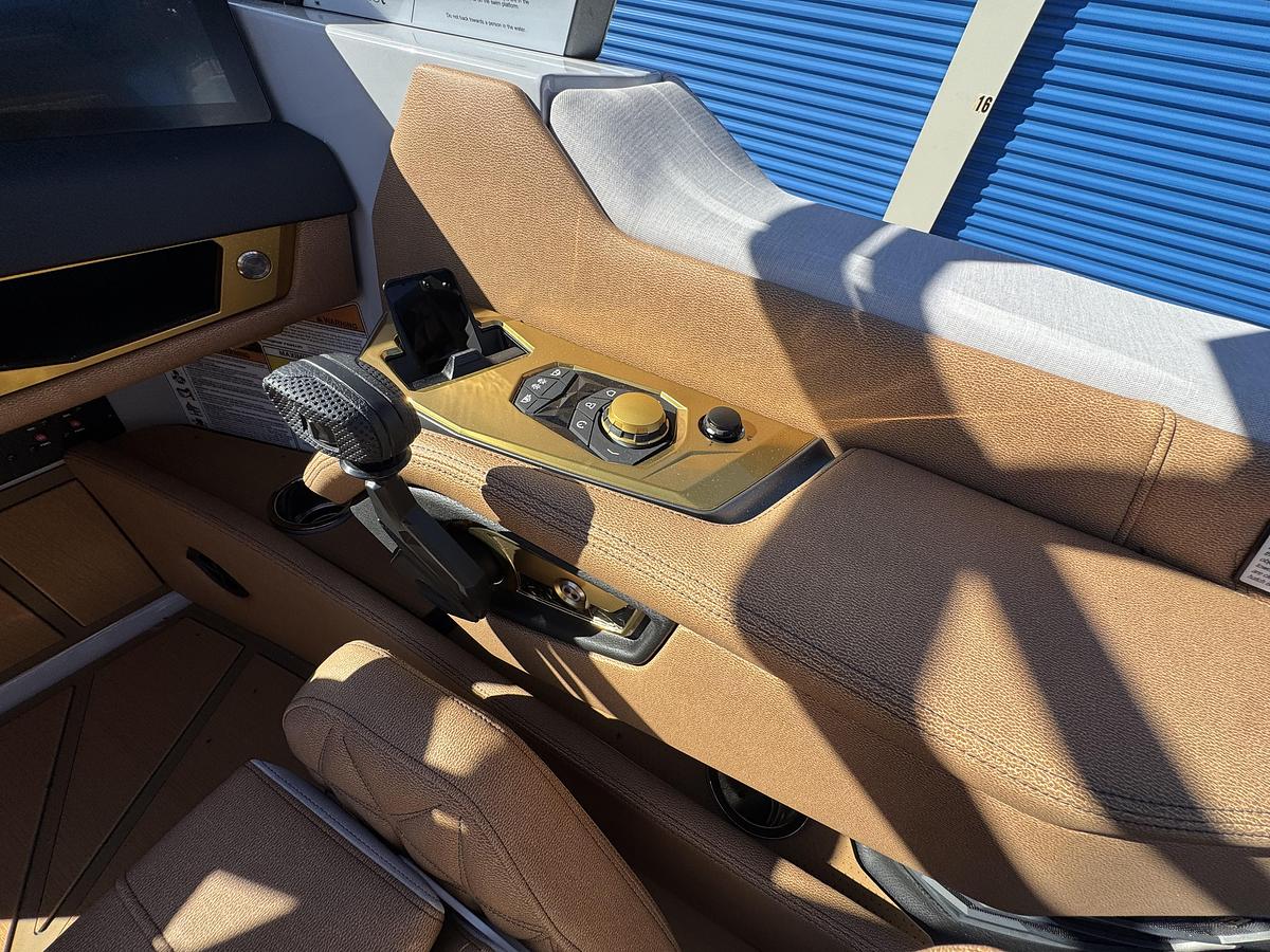 2027 Nautique Super Air Nautique G25 Paragon