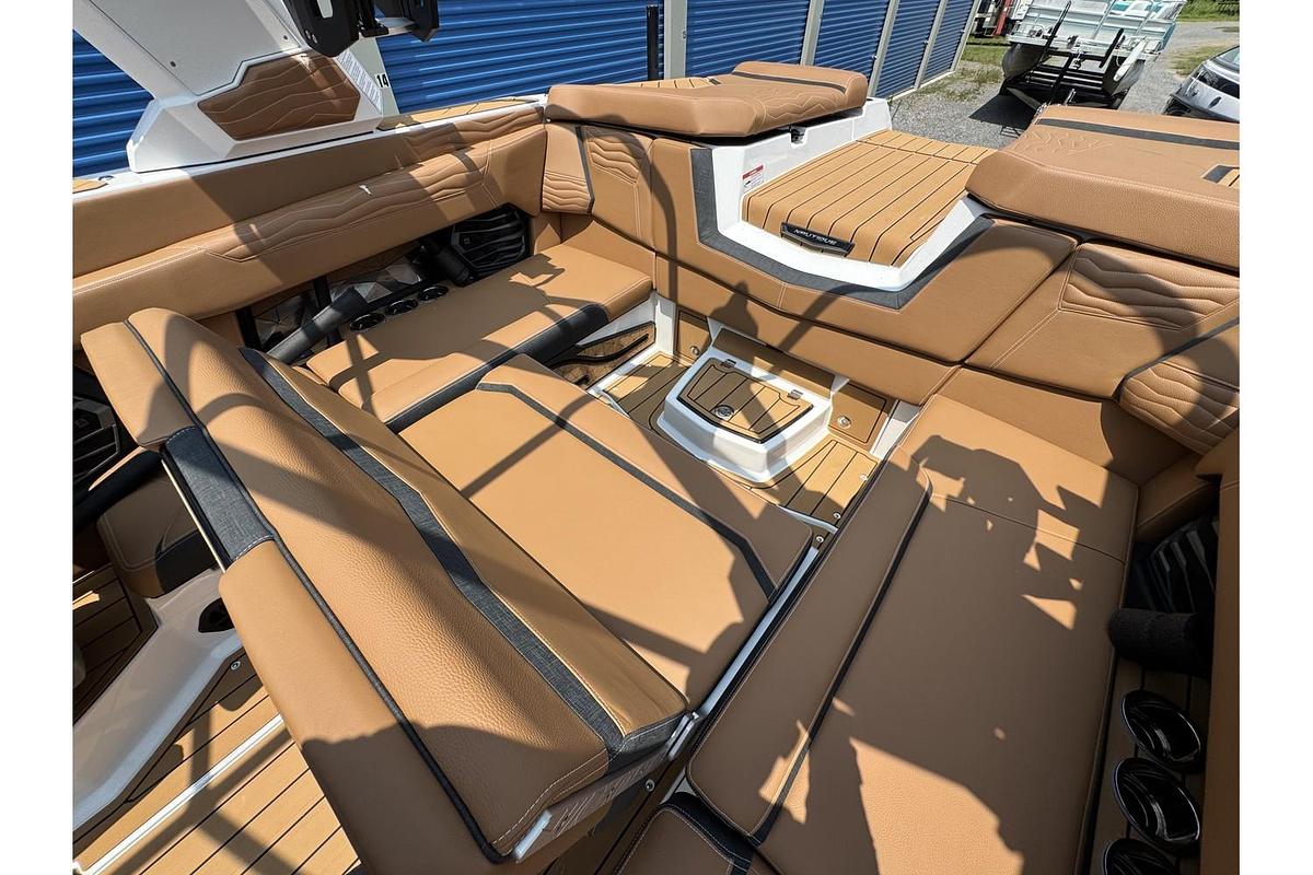 Used 2025 Nautique Super Air G G23