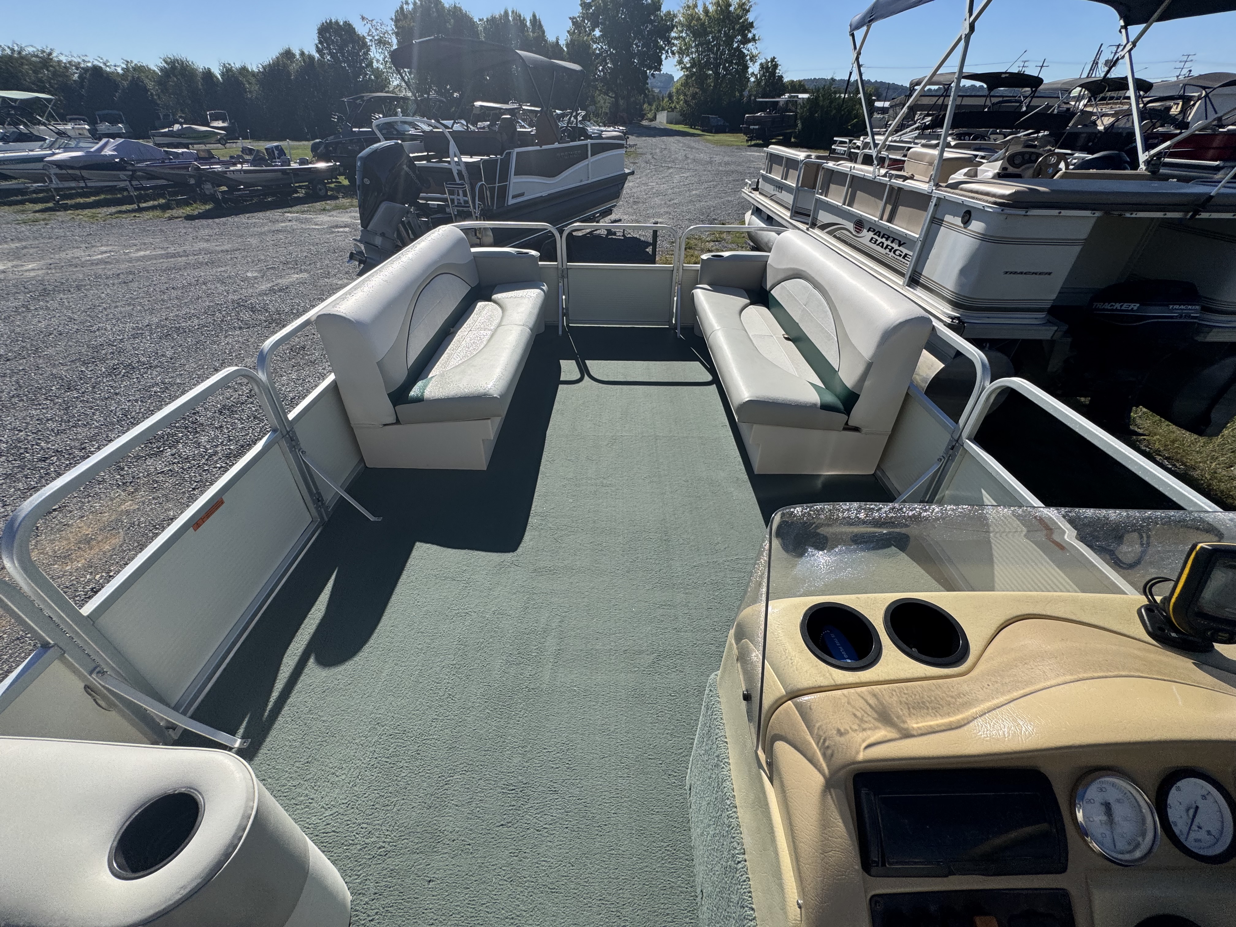 Used 1998 Grumman (Lowe) Fun Ship
