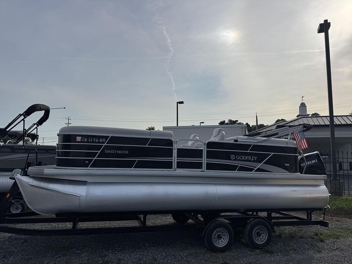 Used 2023 Godfrey Sweetwater Experience 2286 SBX