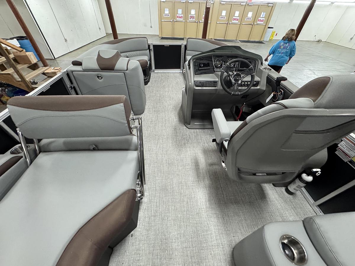 2026 Avalon 23 LSZ QLS