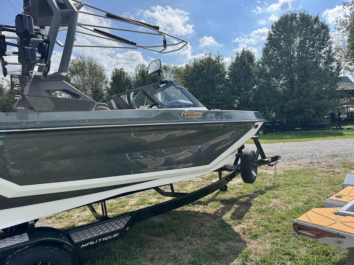 2027 Nautique Super Air GS22