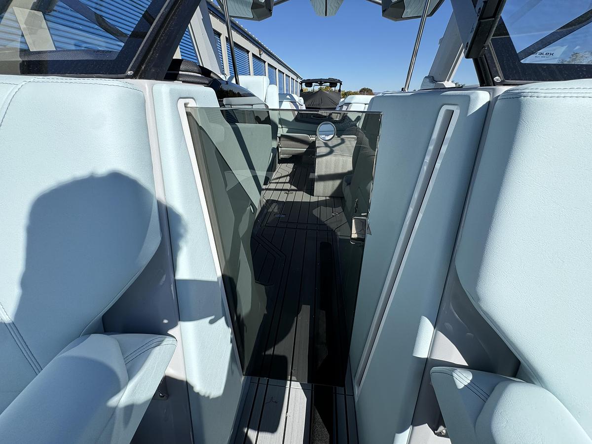 Used 2025 Nautique Super Air G G23