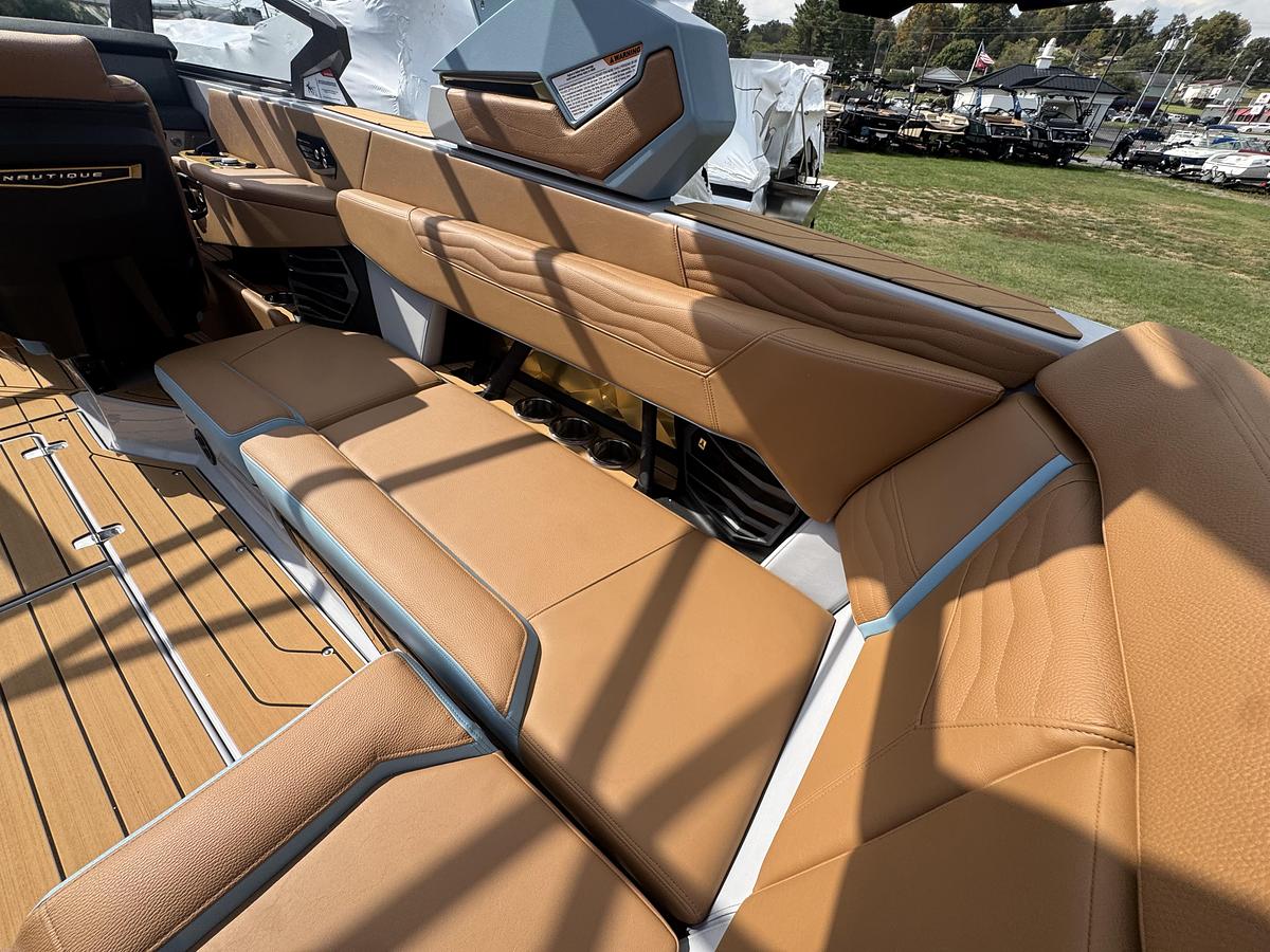 2027 Nautique Super Air Nautique G23