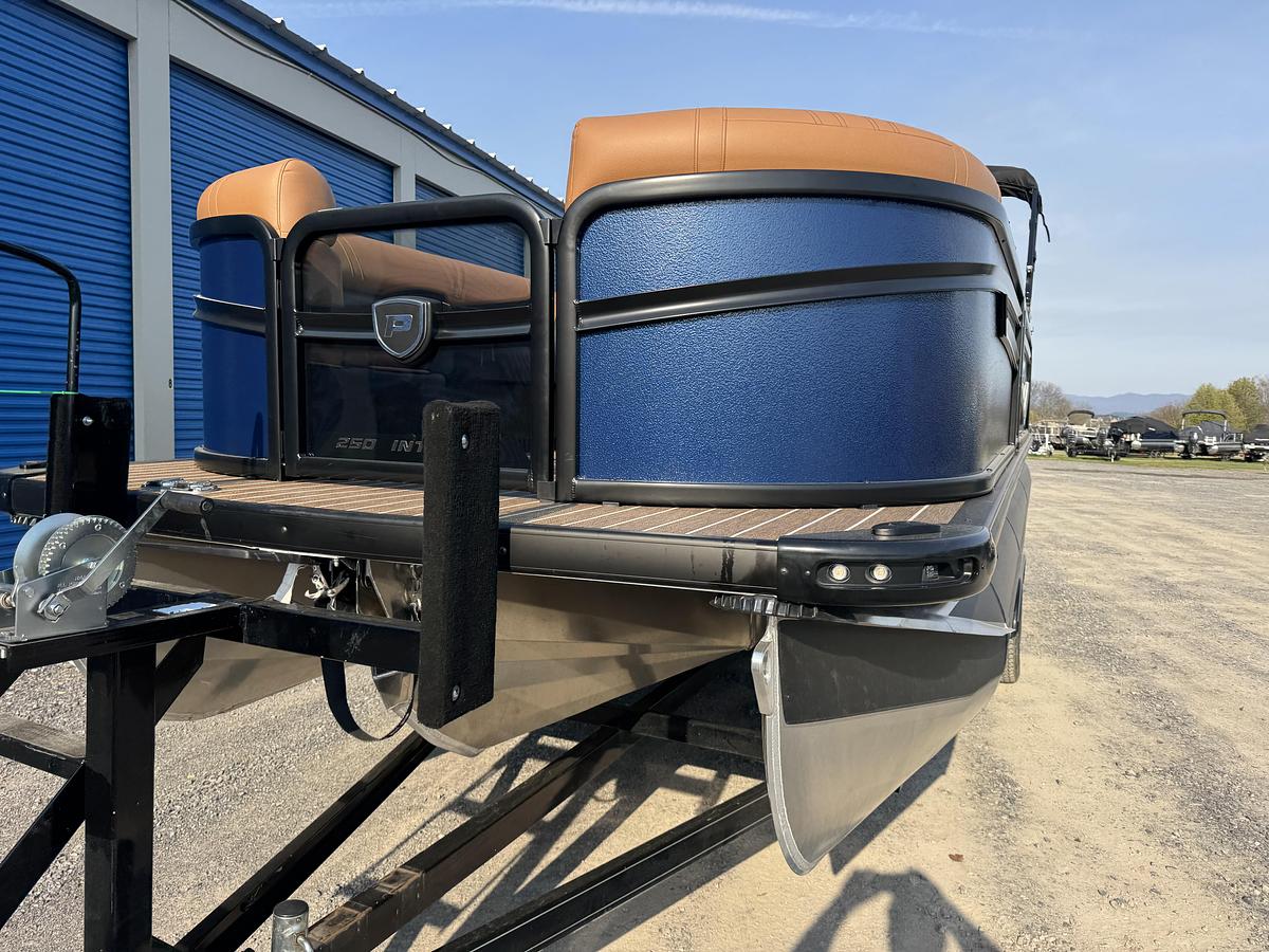 2026 Premier 250 Intrigue RL