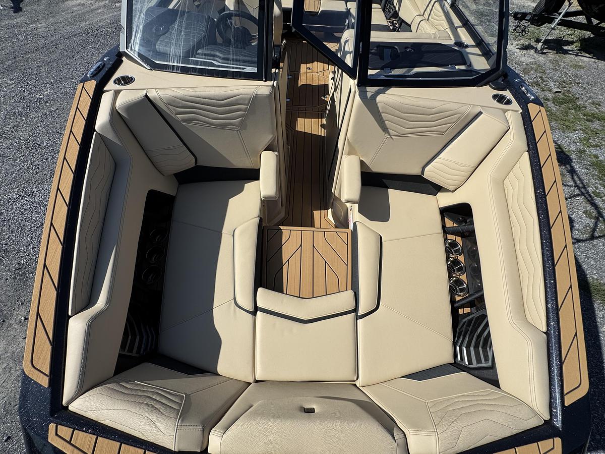 2026 Nautique Super Air Nautique G23