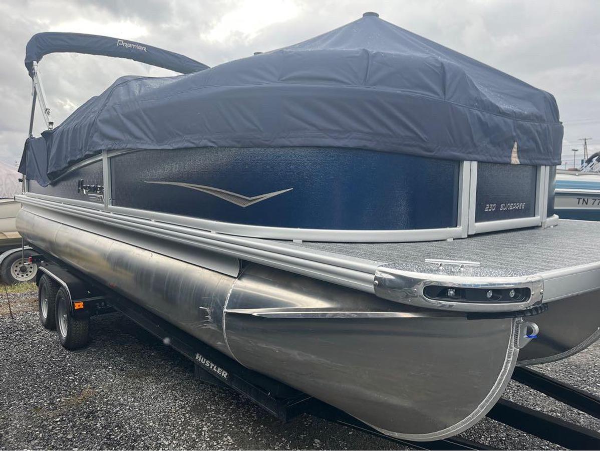 Used 2022 Premier Sunspree RE 230 CL